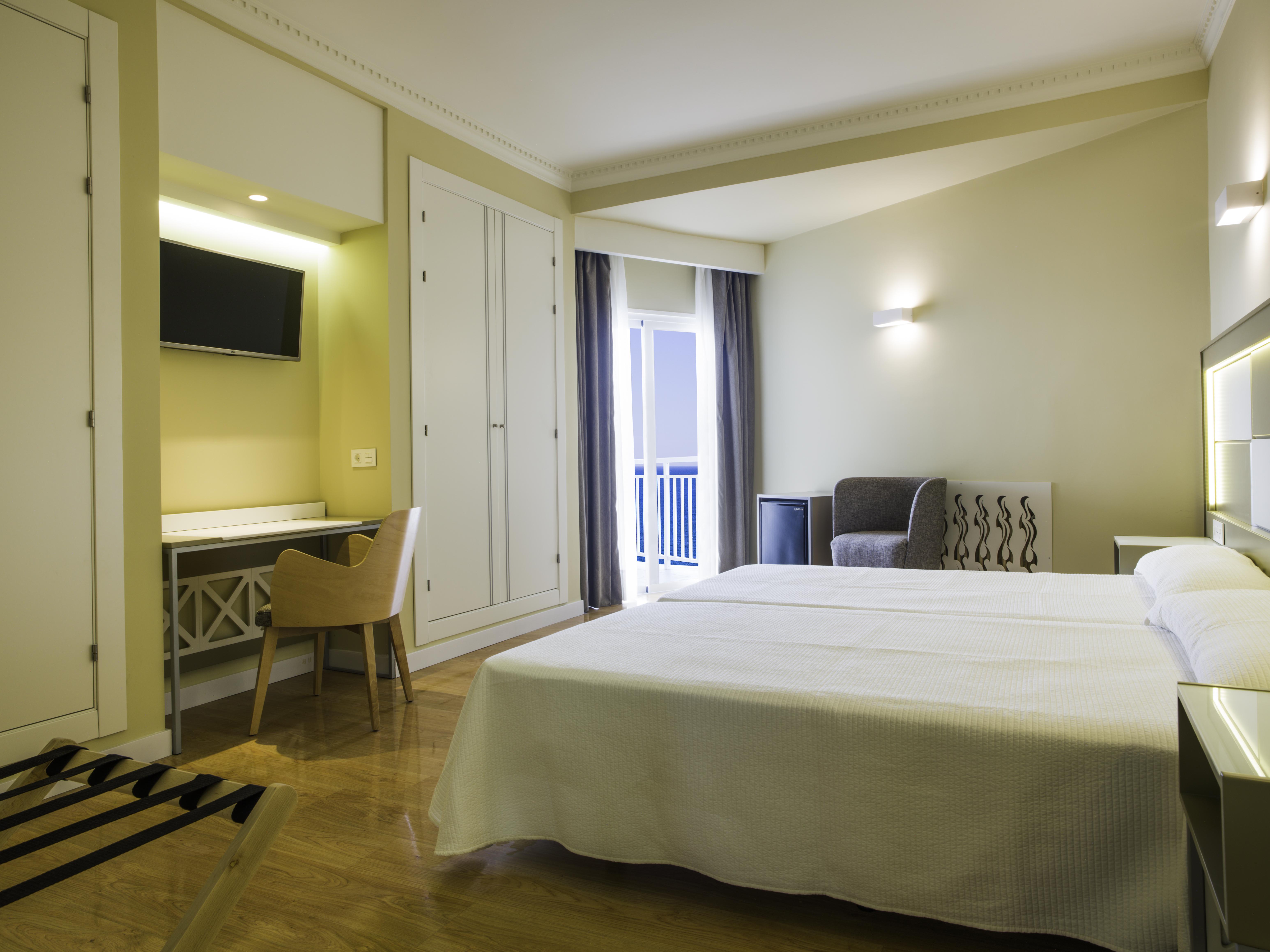 Hotel Monarque Torreblanca Фуэнхирола Экстерьер фото