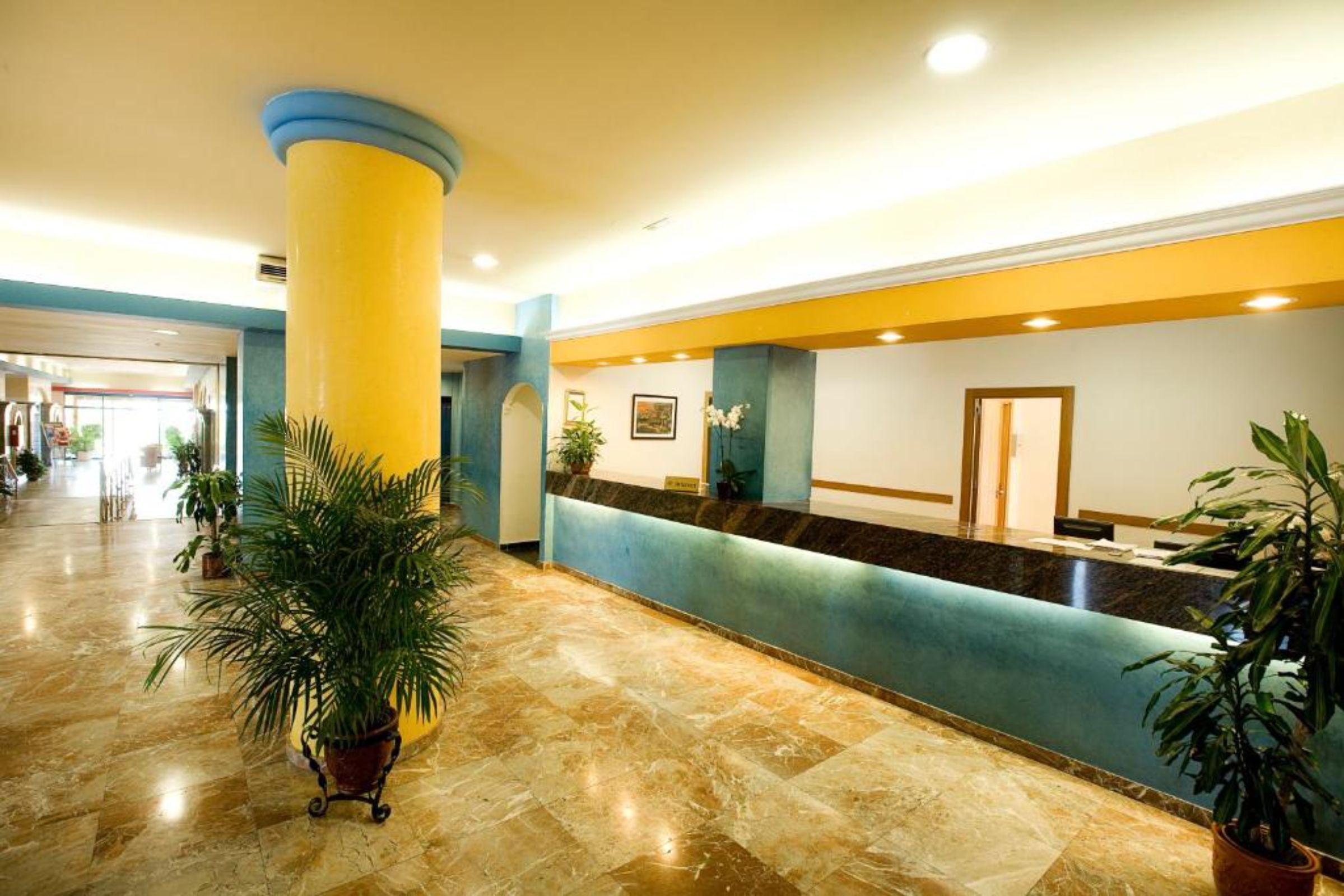 Hotel Monarque Torreblanca Фуэнхирола Экстерьер фото