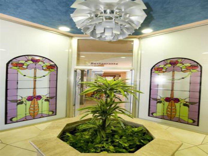 Hotel Monarque Torreblanca Фуэнхирола Экстерьер фото