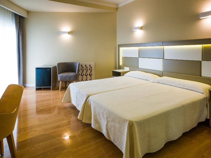 Hotel Monarque Torreblanca Фуэнхирола Экстерьер фото